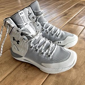 Under Armour Women's HOVR Highlight Ace Volleyball Shoes